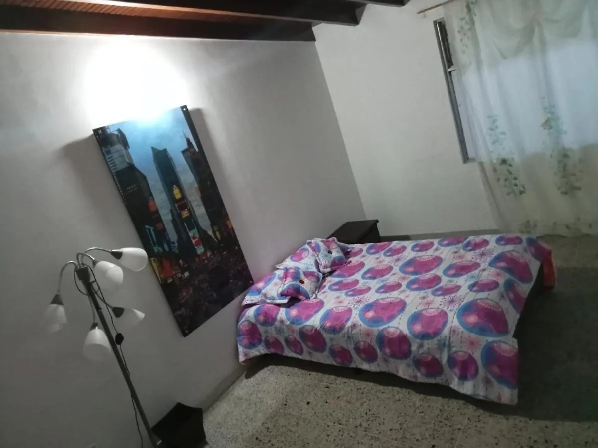 Habitaciones Laureles Los Colores, Estadio 메딜린 콜롬비아
